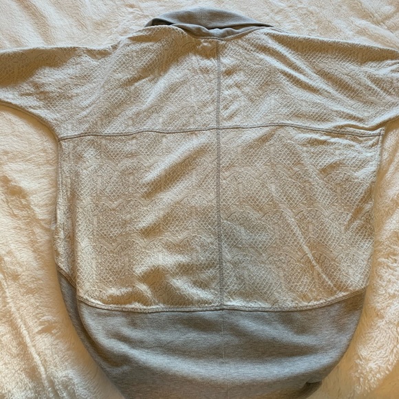 Gray Cardigan - Picture 3 of 3